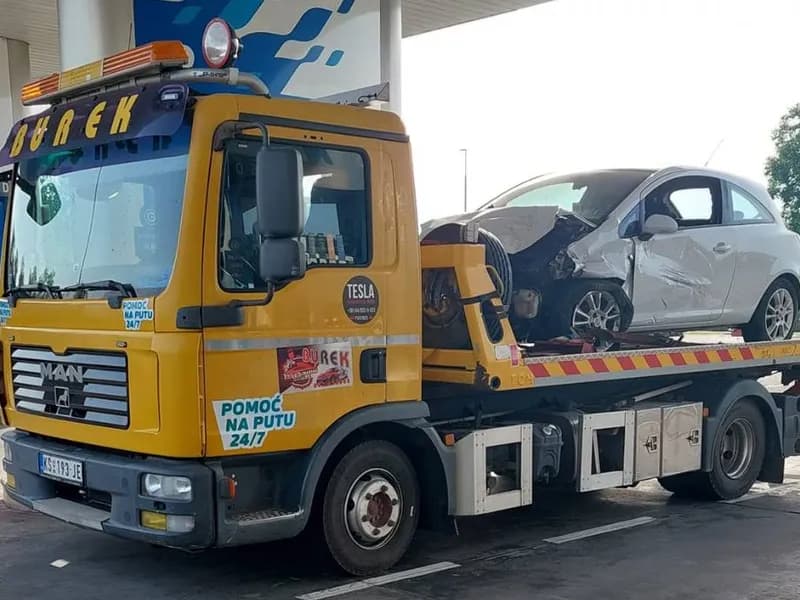 Šlep služba Šlep Služba Burek Kruševac — Kruševac